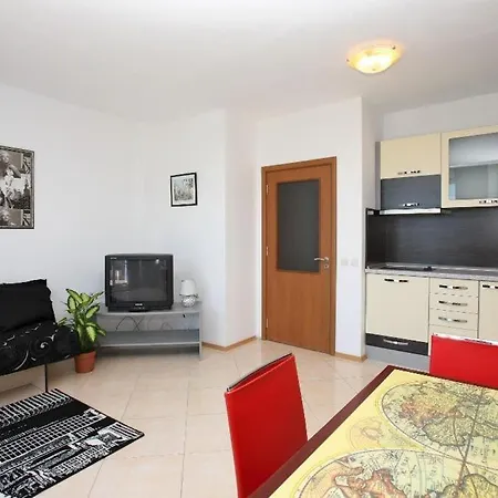 Sofia In Sunny Lägenhet