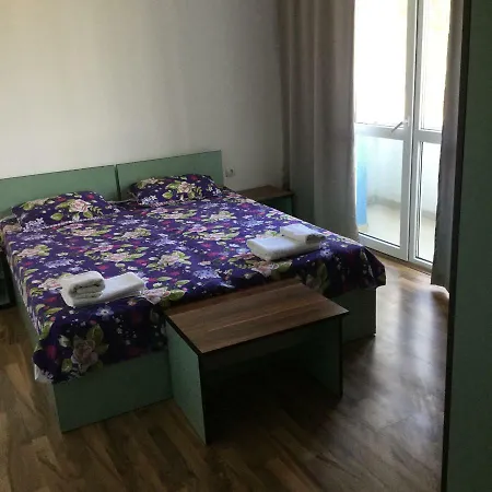 Sofia In Sunny Lägenhet *