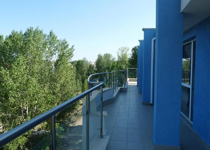 Sofia In Sunny Appartement