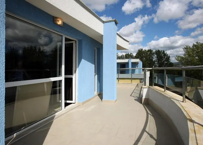 Sofia In Sunny Appartement *